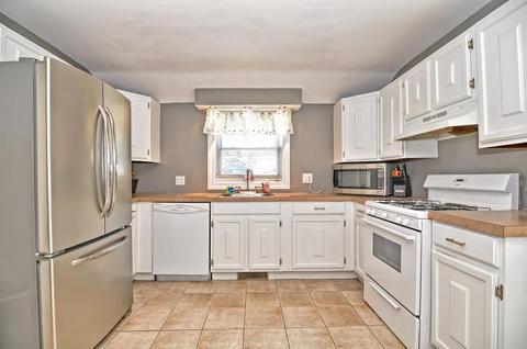 72 School St, Saugus, MA 01906 photo 10