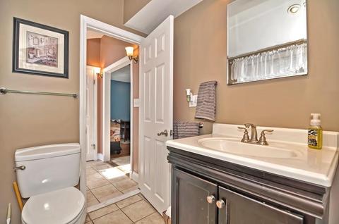 72 School St, Saugus, MA 01906 photo 14