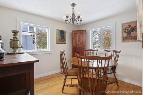 5 Davis St, Gloucester, MA 01930 photo 8
