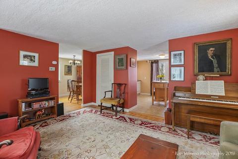 5 Davis St, Gloucester, MA 01930 photo 6