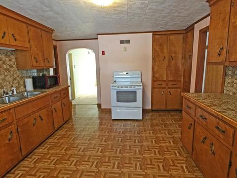 492 Herman St, Fall River, MA 02720 photo 8