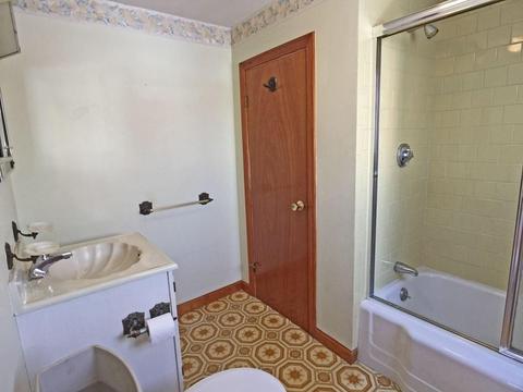492 Herman St, Fall River, MA 02720 photo 18