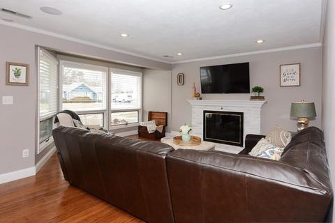9 Tulane Rd, Danvers, MA 01923 photo 4