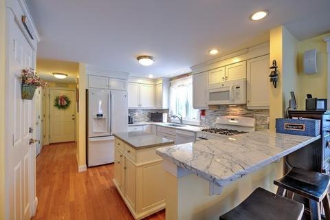 277 Pheasant Hill Cir, Barnstable, MA 02635 photo 9