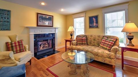 277 Pheasant Hill Cir, Barnstable, MA 02635 photo 5