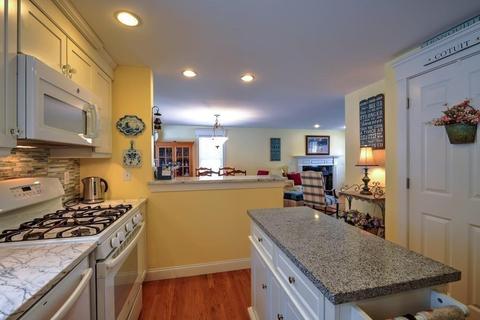 277 Pheasant Hill Cir, Barnstable, MA 02635 photo 12