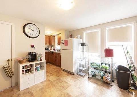 223 Ferry St, Everett, MA 02149 photo 9