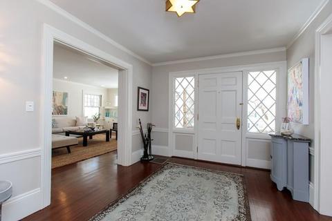 102 Abbott Rd, Wellesley, MA 02481 photo 3