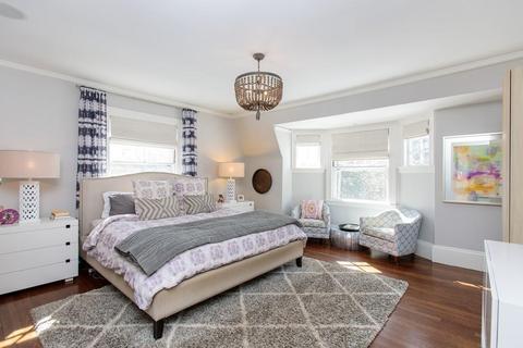 102 Abbott Rd, Wellesley, MA 02481 photo 16