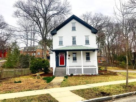 124 Vine St, Reading, MA 01867 photo 6
