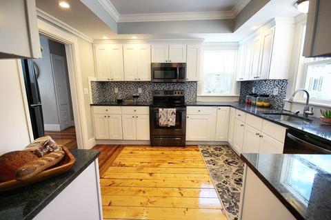 124 Vine St, Reading, MA 01867 photo 9