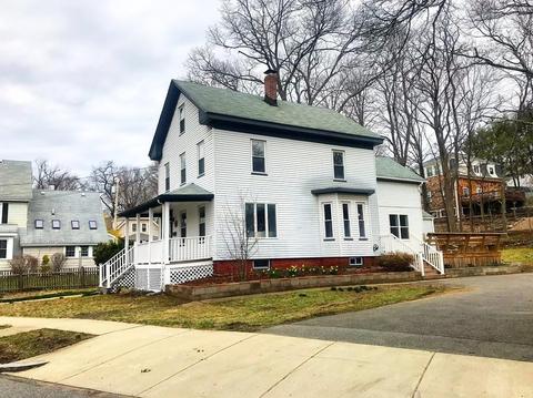 124 Vine St, Reading, MA 01867 photo 5