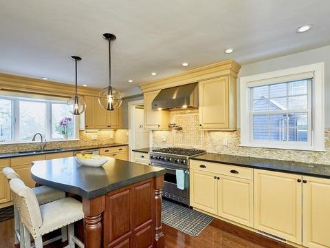 37 Alberta Rd, Brookline, MA 02467 photo 6