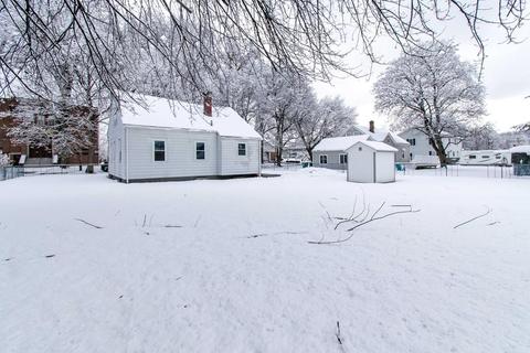 53 Saint Anthony St, Chicopee, MA 01013 photo 28