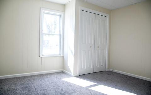 25 John St, Chicopee, MA 01013 photo 8