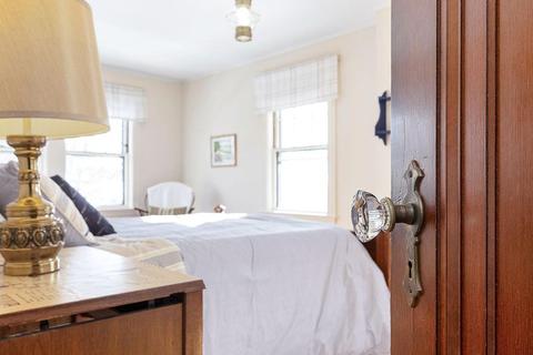 7 Tedesco St, Marblehead, MA 01945 photo 17