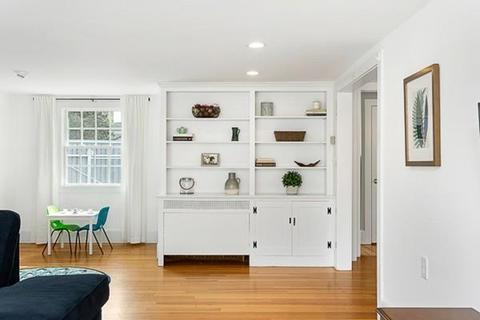 1041 High St, Dedham, MA 02026 photo 14