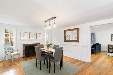 1041 High St, Dedham, MA 02026 photo 10