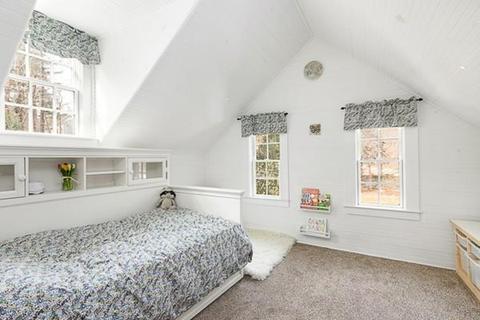 1041 High St, Dedham, MA 02026 photo 22