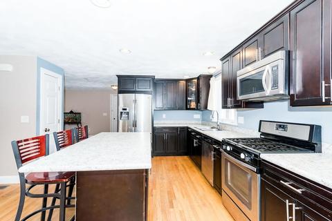 2 Trophy Ave, Townsend, MA 01469 photo 4