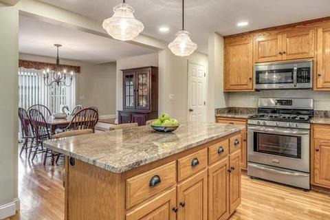21 Alpena Ave, Dedham, MA 02026 photo 9