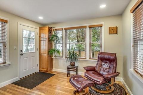 21 Alpena Ave, Dedham, MA 02026 photo 13