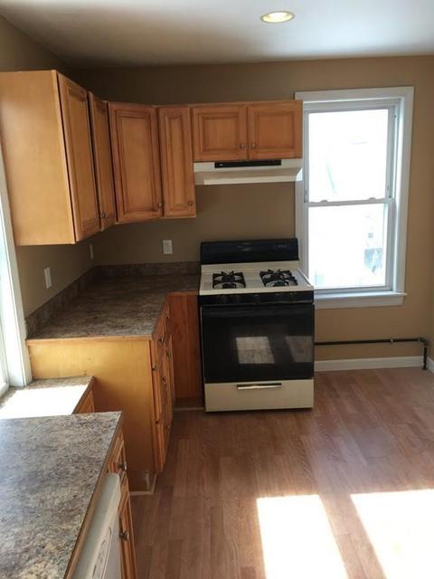 86 Hanover St, Fall River, MA 02720 photo 13