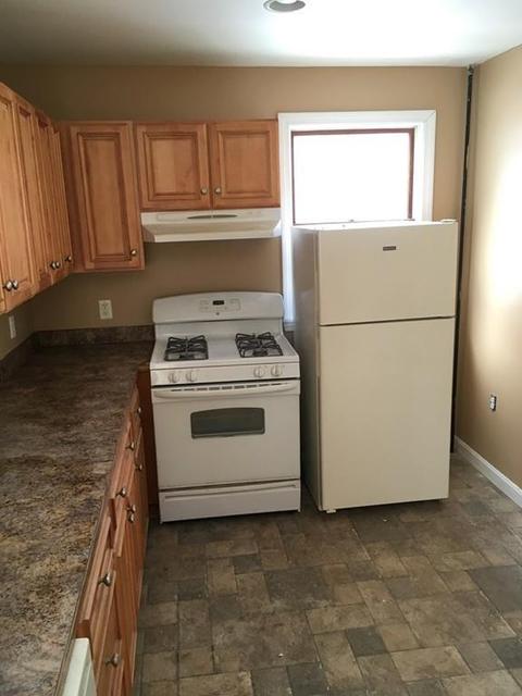 86 Hanover St, Fall River, MA 02720 photo 3