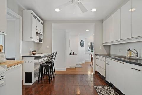 9 Spring St, Wakefield, MA 01880 photo 8