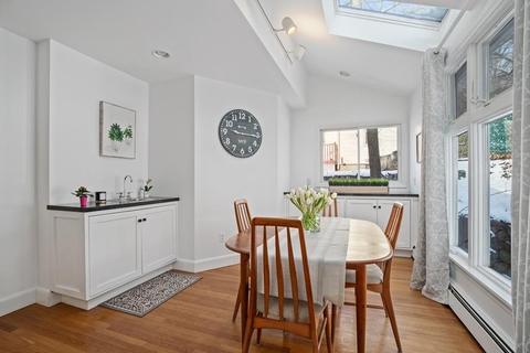 9 Spring St, Wakefield, MA 01880 photo 11