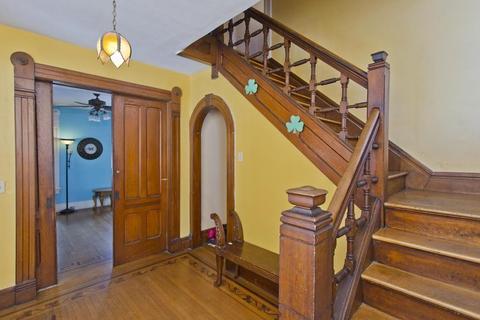 172 Thompson St, Springfield, MA 01109 photo 7