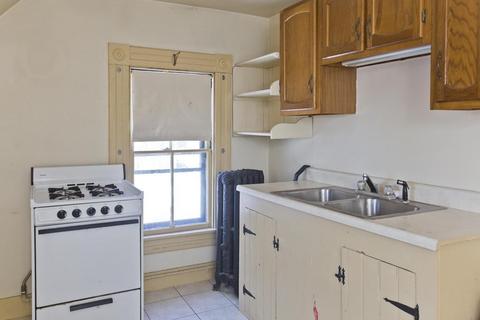172 Thompson St, Springfield, MA 01109 photo 26