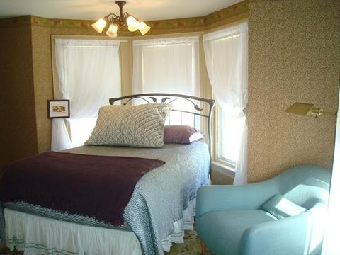 10 E Main St, Williamsburg, MA 01096 photo 20