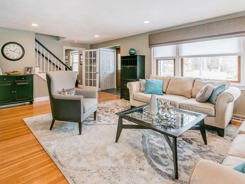 16 Willowbrook Dr, Framingham, MA 01702 photo 3