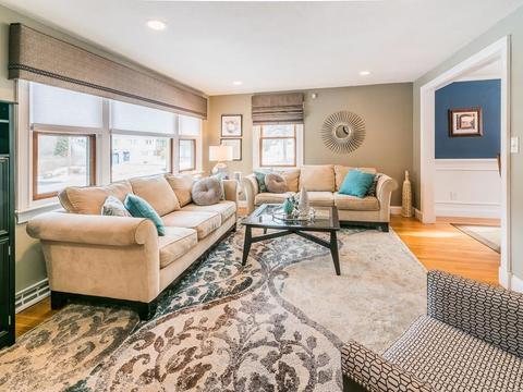 16 Willowbrook Dr, Framingham, MA 01702 photo 2