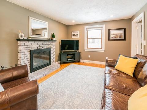 16 Willowbrook Dr, Framingham, MA 01702 photo 9