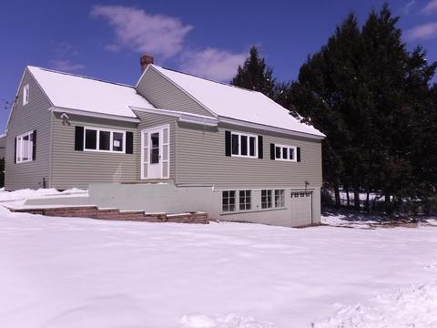 10 Dunham Ave, Ware, MA 01082 photo 2
