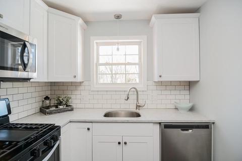 6 Venice St #E3, Danvers, MA 01923 photo 1