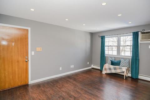 6 Venice St #E3, Danvers, MA 01923 photo 9