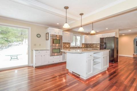 113 Maple St, Stow, MA 01775 photo 8