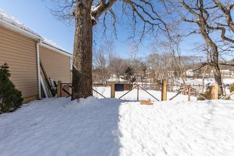 27 Commonwealth Ave, Dedham, MA 02026 photo 16