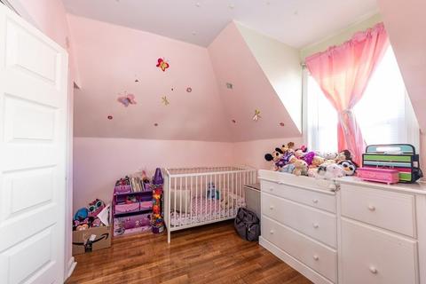 27 Commonwealth Ave, Dedham, MA 02026 photo 13