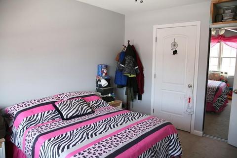 276 Arnold Ave, Springfield, MA 01119 photo 16