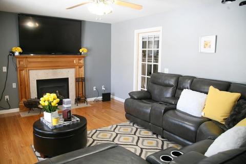 276 Arnold Ave, Springfield, MA 01119 photo 7