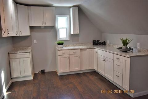 32 Allen St, Springfield, MA 01108 photo 16