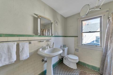 35 Perkins, Springfield, MA 01118 photo 20