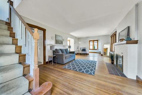 35 Perkins, Springfield, MA 01118 photo 5