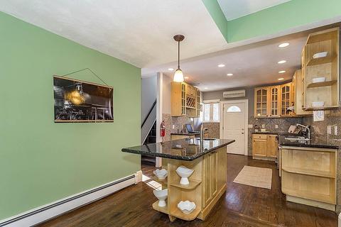 8 Herbert St, Somerville, MA 02144 photo 12