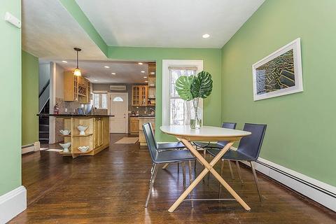 8 Herbert St, Somerville, MA 02144 photo 8