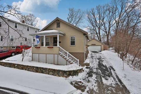 6 Evans St, Saugus, MA 01906 photo 2